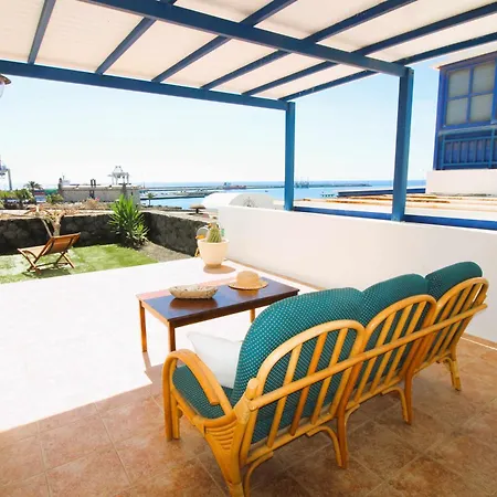Casa Bahia De Naos Con Vistas Al Mar Holiday home *