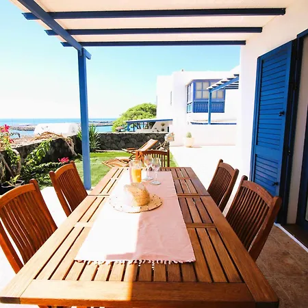Casa Bahia De Naos Con Vistas Al Mar Holiday home